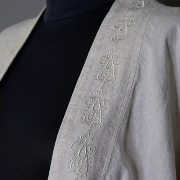 Aritzia Golden By TNA Coastal Kimono Embroidered Linen Sz S/M - Picture 5 of 7